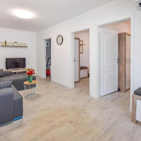 Suite Apartment Toni Poljana  Екстер'єр фото