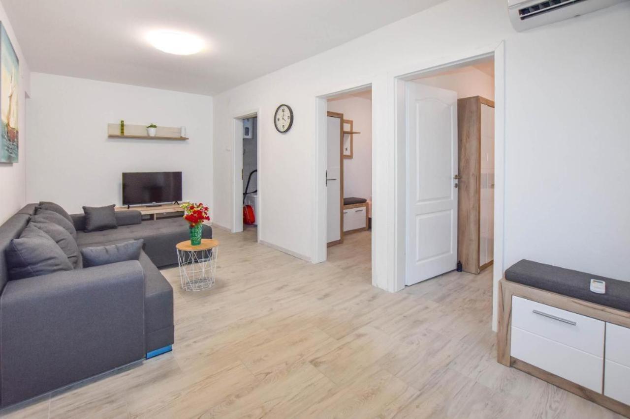 Suite Apartment Toni Poljana  Екстер'єр фото